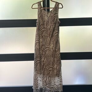 Women’s flowy dress size 16